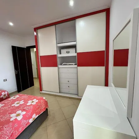 Bili's Family Σαράντα