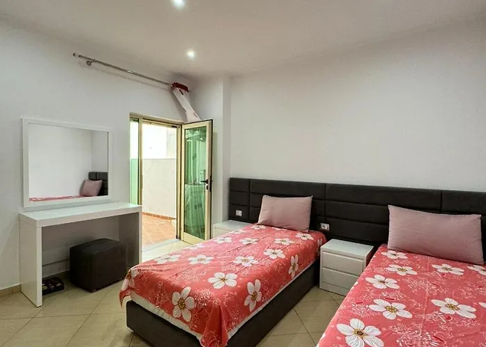 Bili's Family * Sarandë